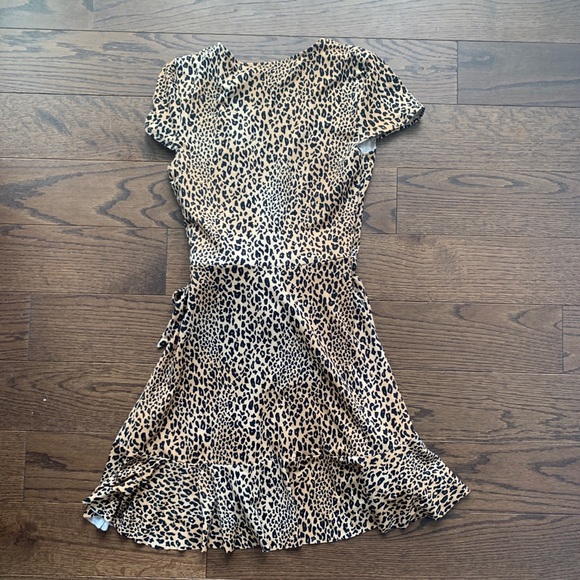 H&M cheetah print wrap dress - Picture 4 of 5